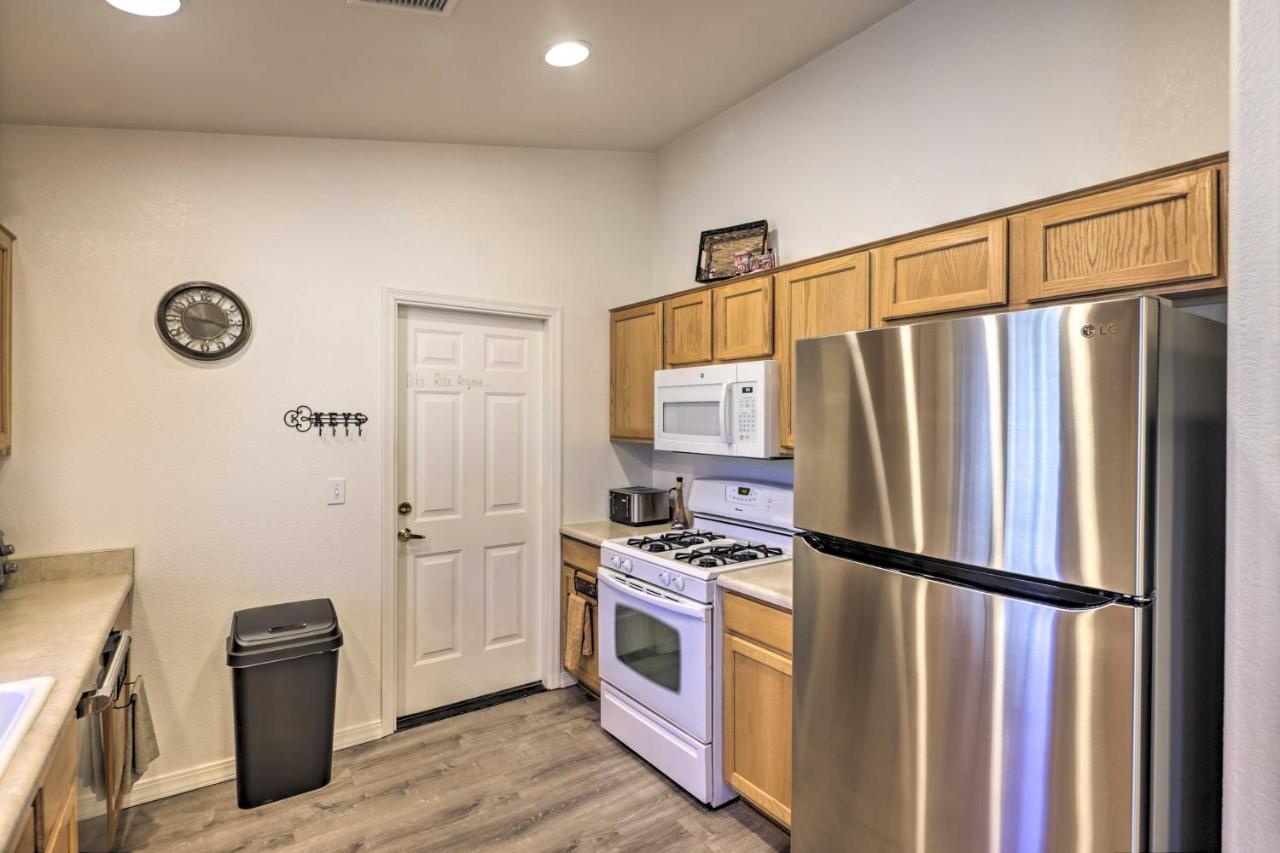 Kid-Friendly Kingman Home Near Parks And Dining المظهر الخارجي الصورة