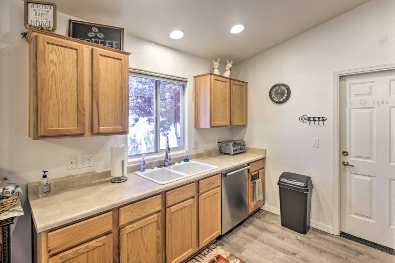 Kid-Friendly Kingman Home Near Parks And Dining المظهر الخارجي الصورة